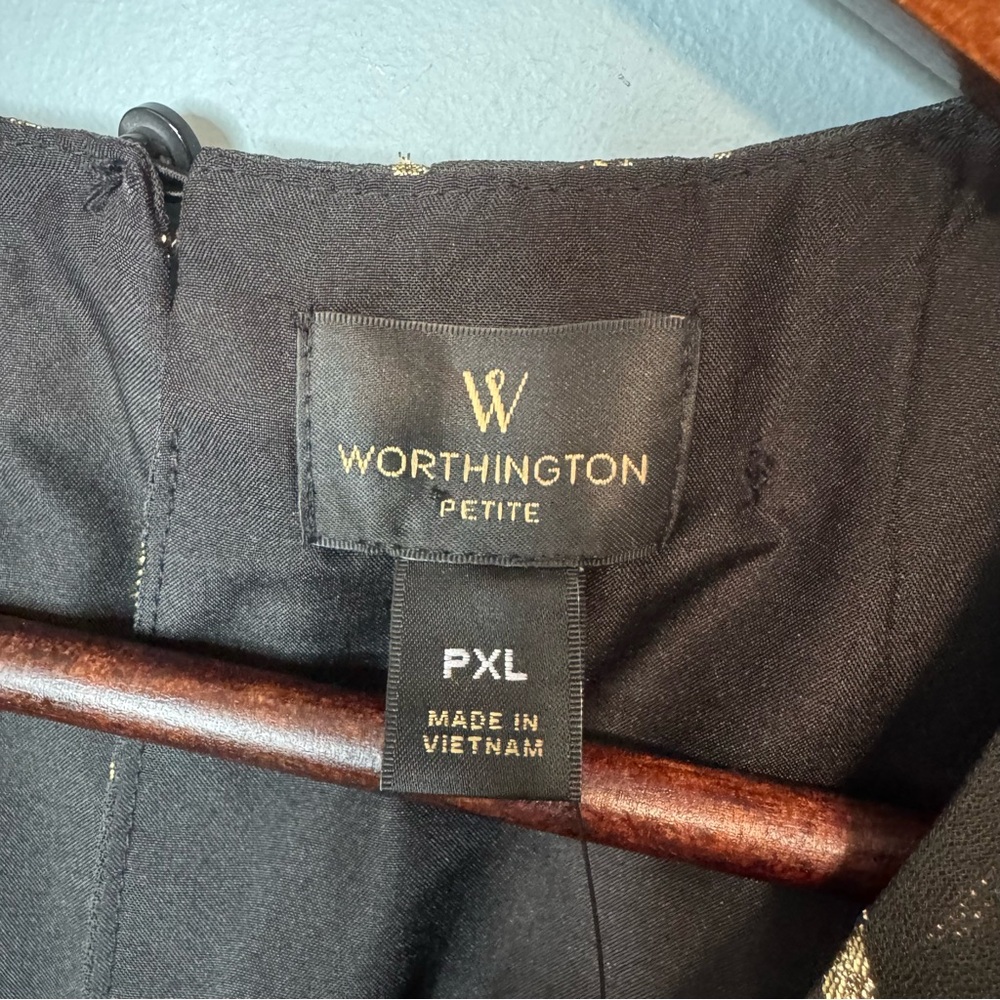 Worthington Sleeveless Black Clip Geometric Blouse Gold. NWT. XL Petite - Picture 3 of 13